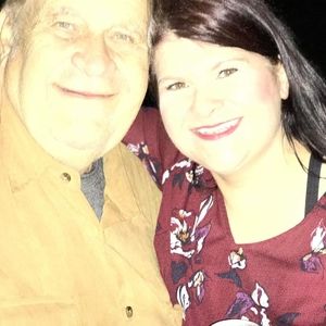 Meet your Posher, Loretta